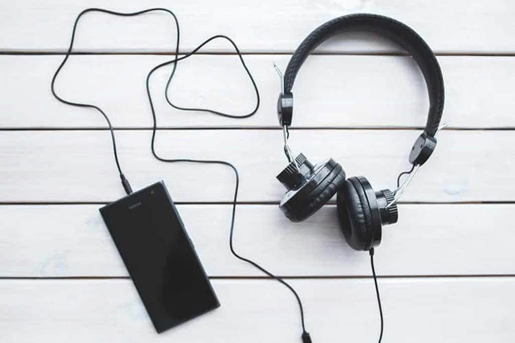 5 کسب درآمد با گوش دادن به موسیقی