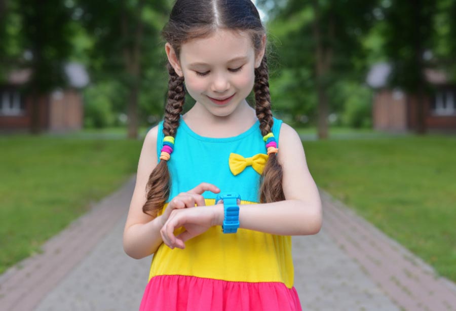 معرفی 8 مورد از بهترین ردیاب کودکان استفاده از GPS برای ردیابی کودک