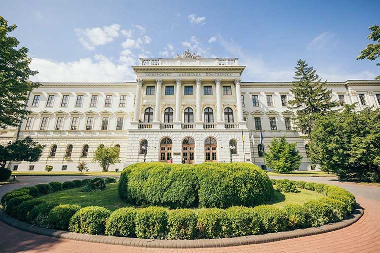 1 بهترین دانشگاه های اوکراین در سال 2021