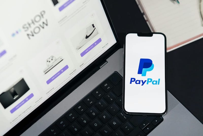 اطلاعات ورود حساب PayPal